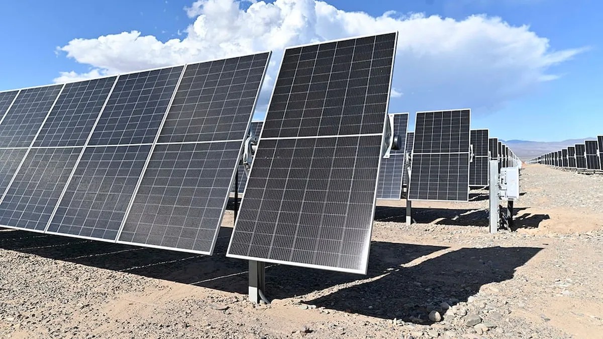 MauriPintiClop's tweet photo. Mendoza está dando pasos firmes en energías limpias. Desde EMESA trabajamos para consolidar este crecimiento con planificación, inversión y proyectos que ya son una realidad https://t.co/TGf4douFbd