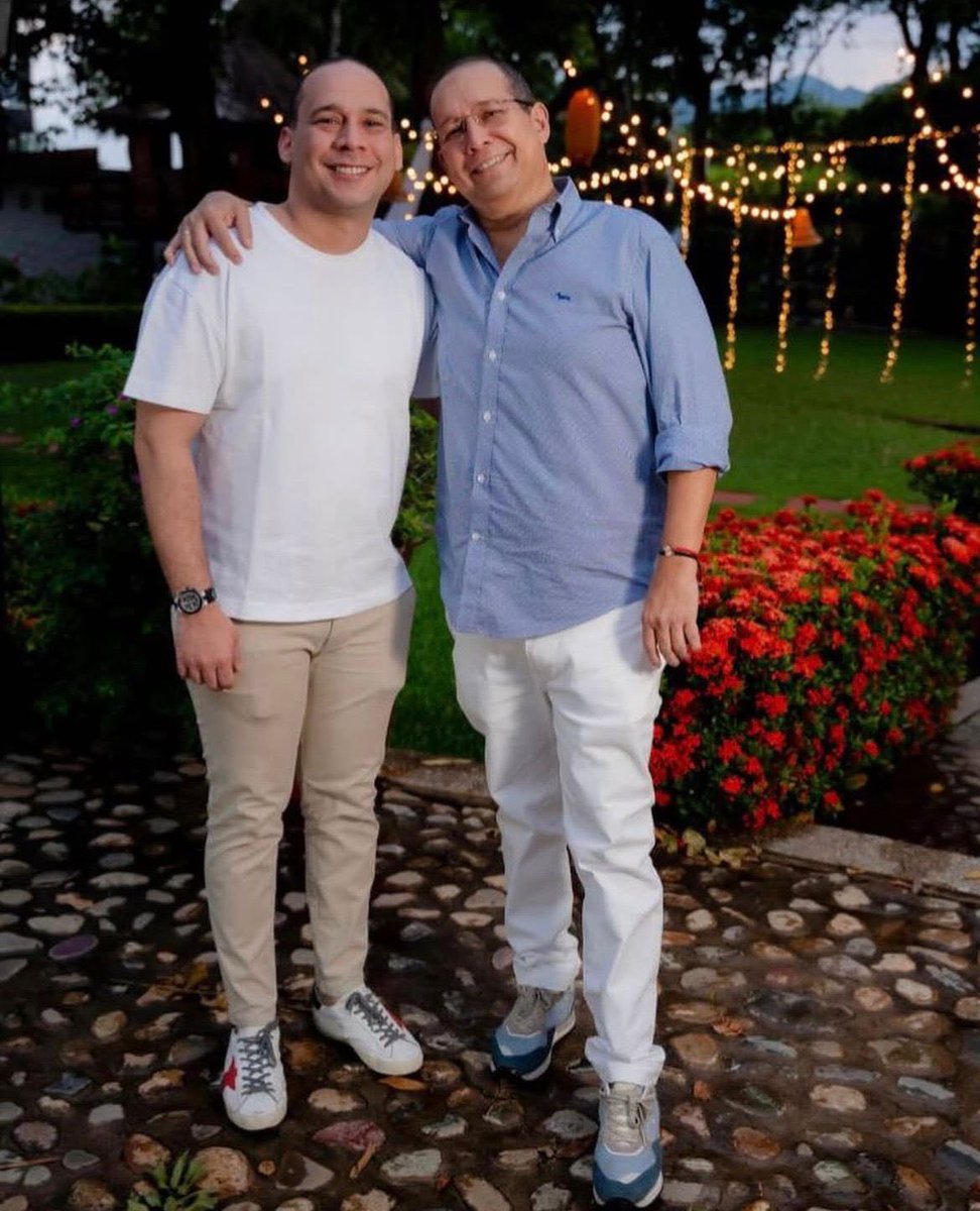 Alex Acuña Reales tweet media