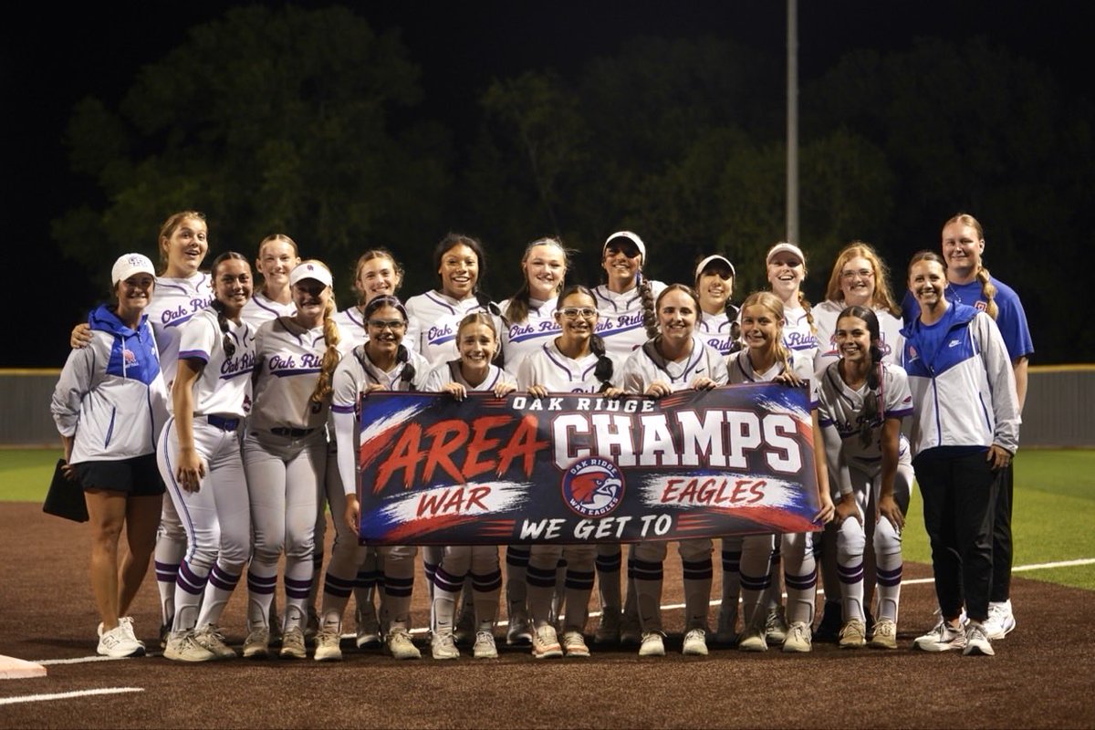 coachovhook's tweet photo. Well that was fun! Let’s do it again….AREA CHAMPS❤️🦅💙 https://t.co/lOFH2bT45P