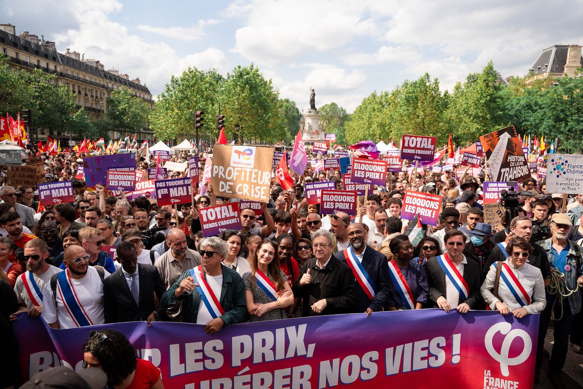 Jean-Luc Mélenchon tweet media