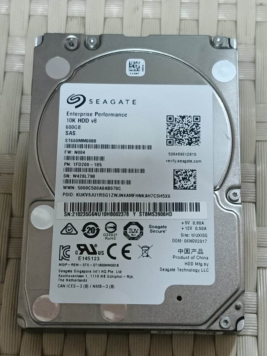 AbdulKo64044897's tweet image. WTS HDD Server 🔥
Seagate 600GB SAS 10K (ST600MM0088)
✔ Enterprise grade
✔ 12Gbps
✔ Cocok RAID / Server
Kondisi: Baru
DM untuk harga &amp;amp; detail 👍
#server #hdd #storage #datacenter