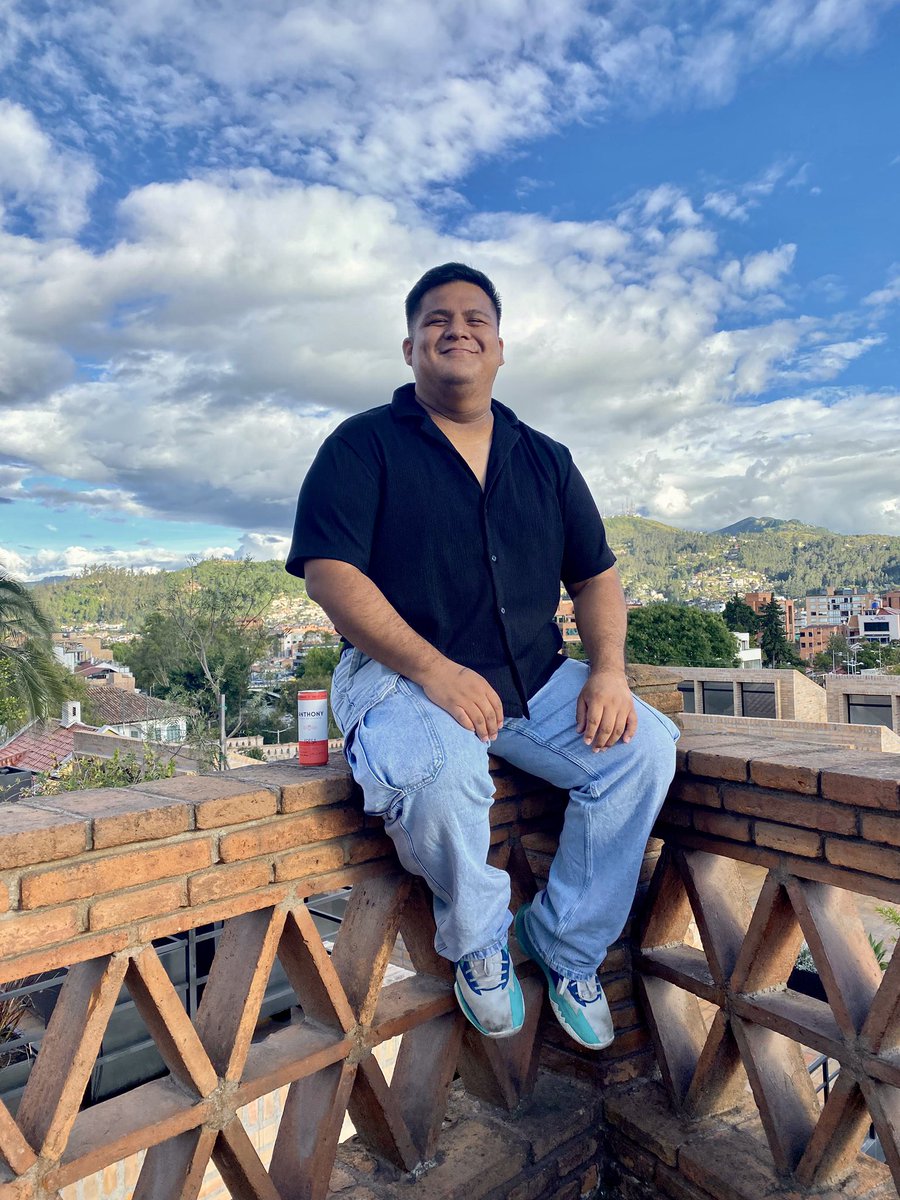 aavo95's tweet photo. Gordito en la montaña 🏔️ Cuenca https://t.co/YVNXCFDCIR