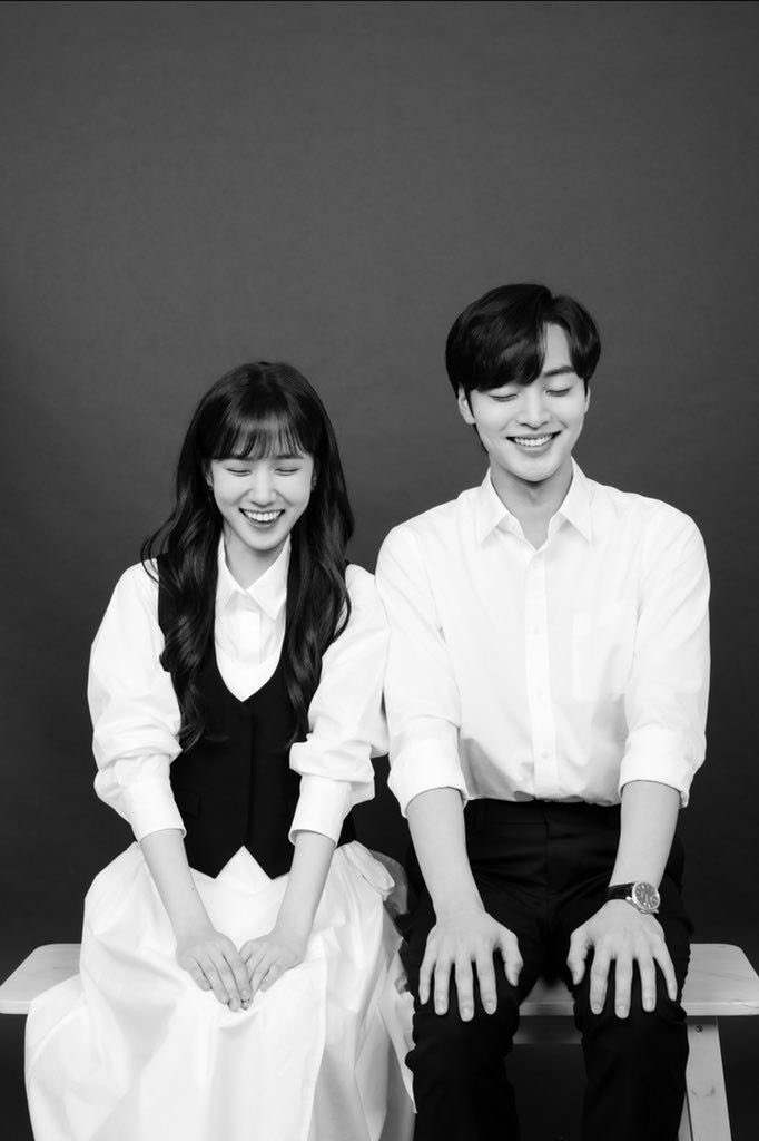 pinkeunbins's tweet photo. more than anything i’m surprised that ‘do you like brahms?’ is on the list with 400M views. it didn’t even air simultaneously on netflix back then…. oh joonsong couple.. you are secretly loved by so many 🥹🤍 https://t.co/yjzEp10nqc