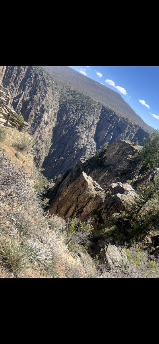 Sierra8486's tweet image. This time last year I had my heart ripped out and my world turned upside down in the most beautiful place I’ve ever been by someone I trusted implicitly. I’m still healing and growing but I can’t wait to go back and make new and happier memories in this gorgeous park. #colorado