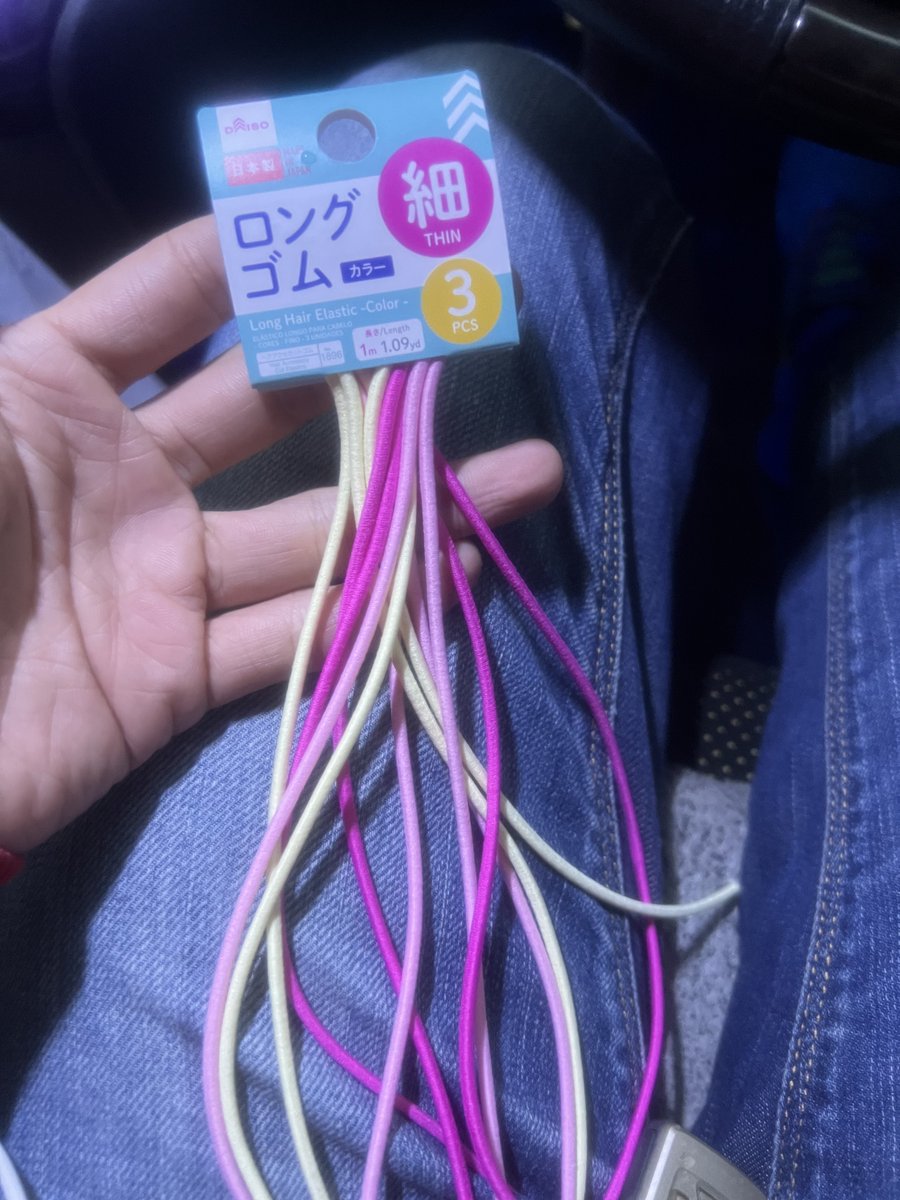 モグ tweet media