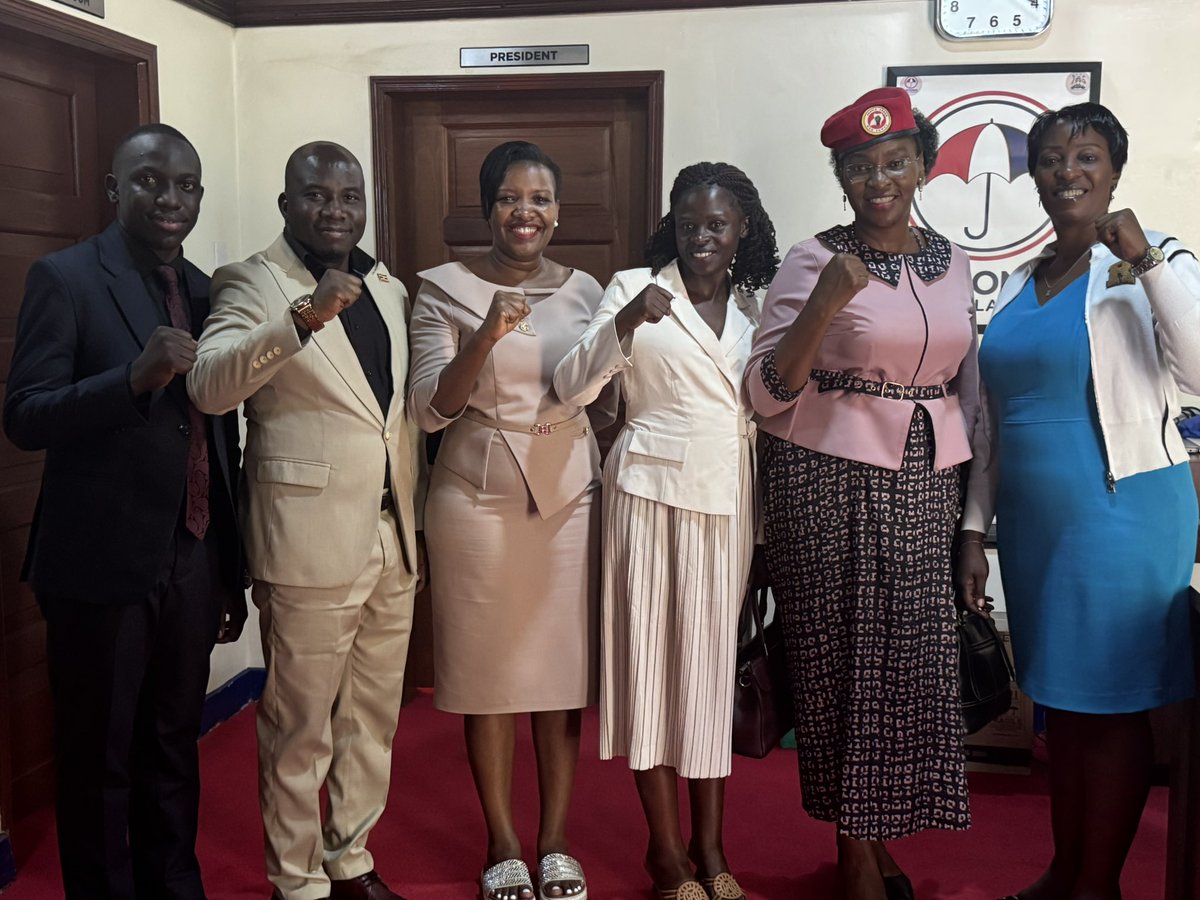 SheilahAmaniyo's tweet image. Happy New Month of May!
As we step into this new month, we join the world in commemorating International Labour Day — a moment to honor the hard work, resilience, and dignity of every Ugandan worker. Your sweat builds this nation.

#NewMonth #LabourDay