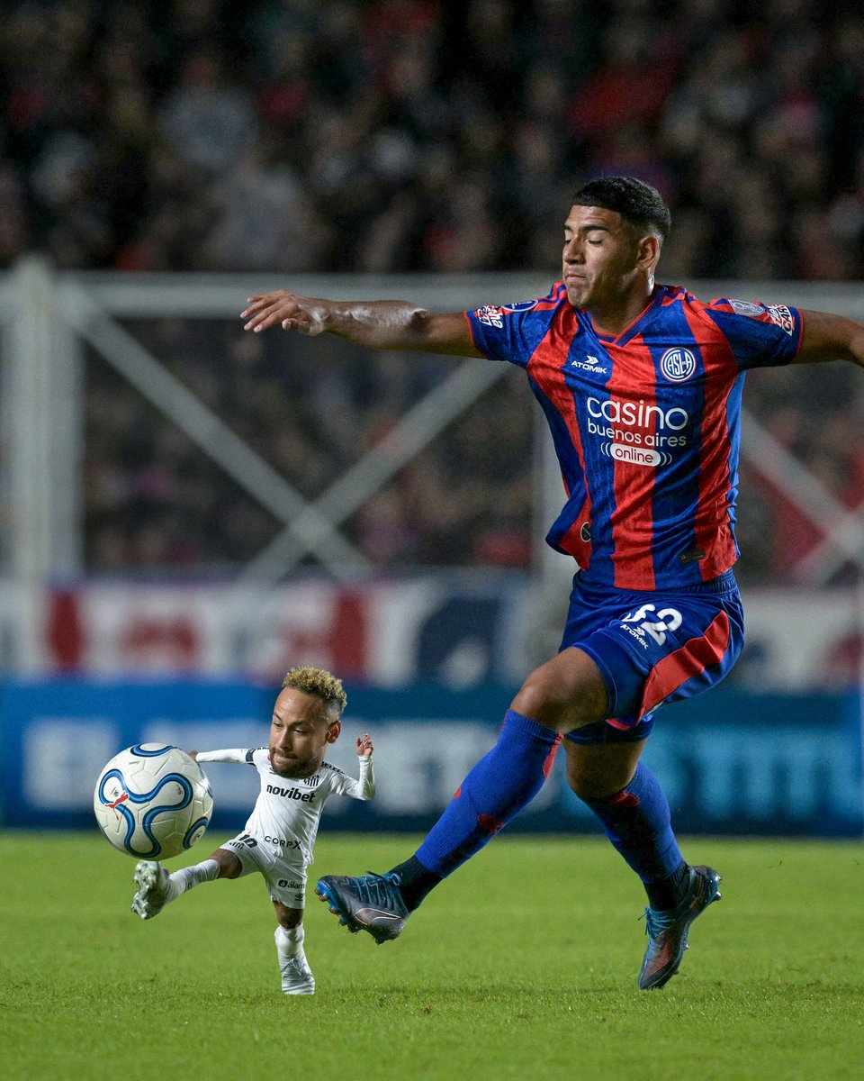 ⭐ <a href="/neymarjr/">Neymar Jr</a>, puro talento em qualquer tamanho!

🏆 <a href="/SantosFC/">Santos FC</a> | #GrandeConquista