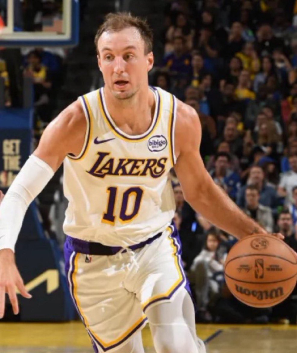 Alex Caruso tweet media