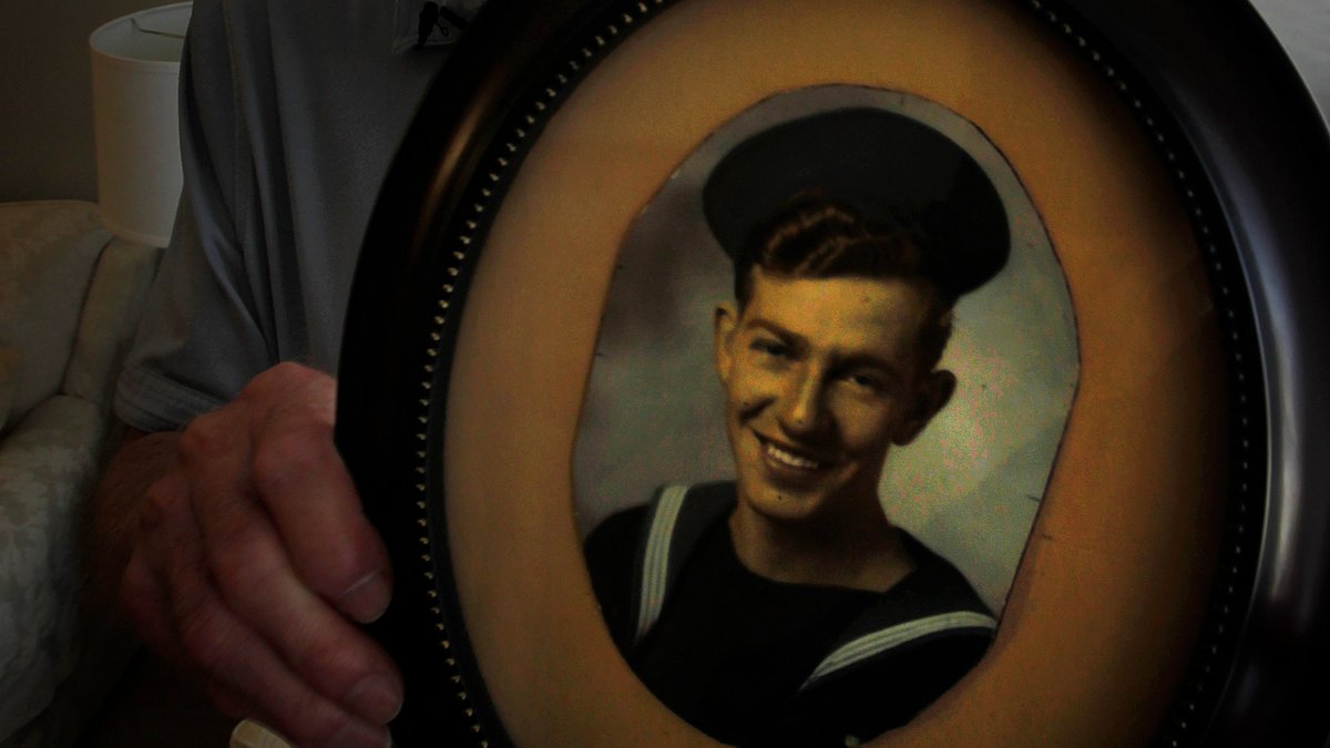 ericbruntmedia's tweet photo. Robert Watkins died last month at 101. 

In 1944, his ship helped sink a German U-boat. Then they pulled the surviving crew from the water.

“We knew they could speak English because one guy was drifting away... and he knew the word ‘help.’”

One of Manitoba’s last WWII veterans. https://t.co/P0fe31ZmY5