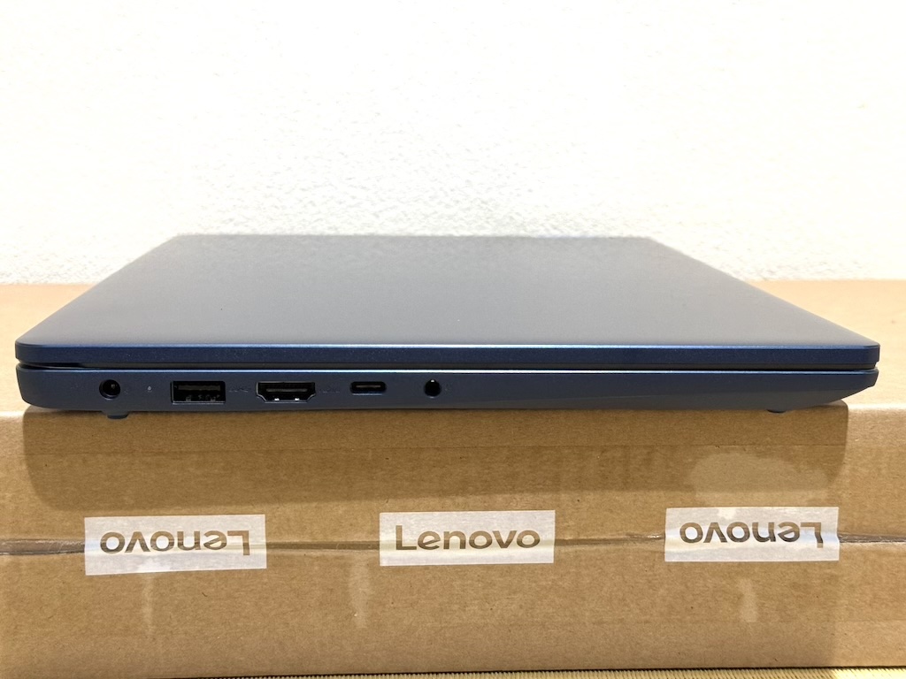 solblog_365's tweet image. コスパ最強のレノボのノートPCがこちら。Amazonで10万円以下で購入できて、プロセッサはi7、メモリは16GBと、一般的なノートPCよりも性能は高いです。起動も早くて絡まることもない快適なノートPCです。ビジネス利用・副業にピッタリと言えます！
#レノボ #lenovo #ノートPC
solblog.org/lenovo-ideapad…