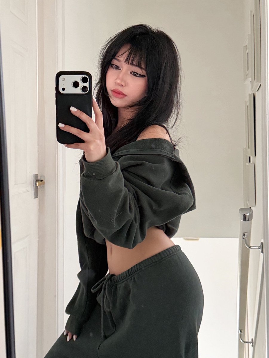 Ashlyne tweet media