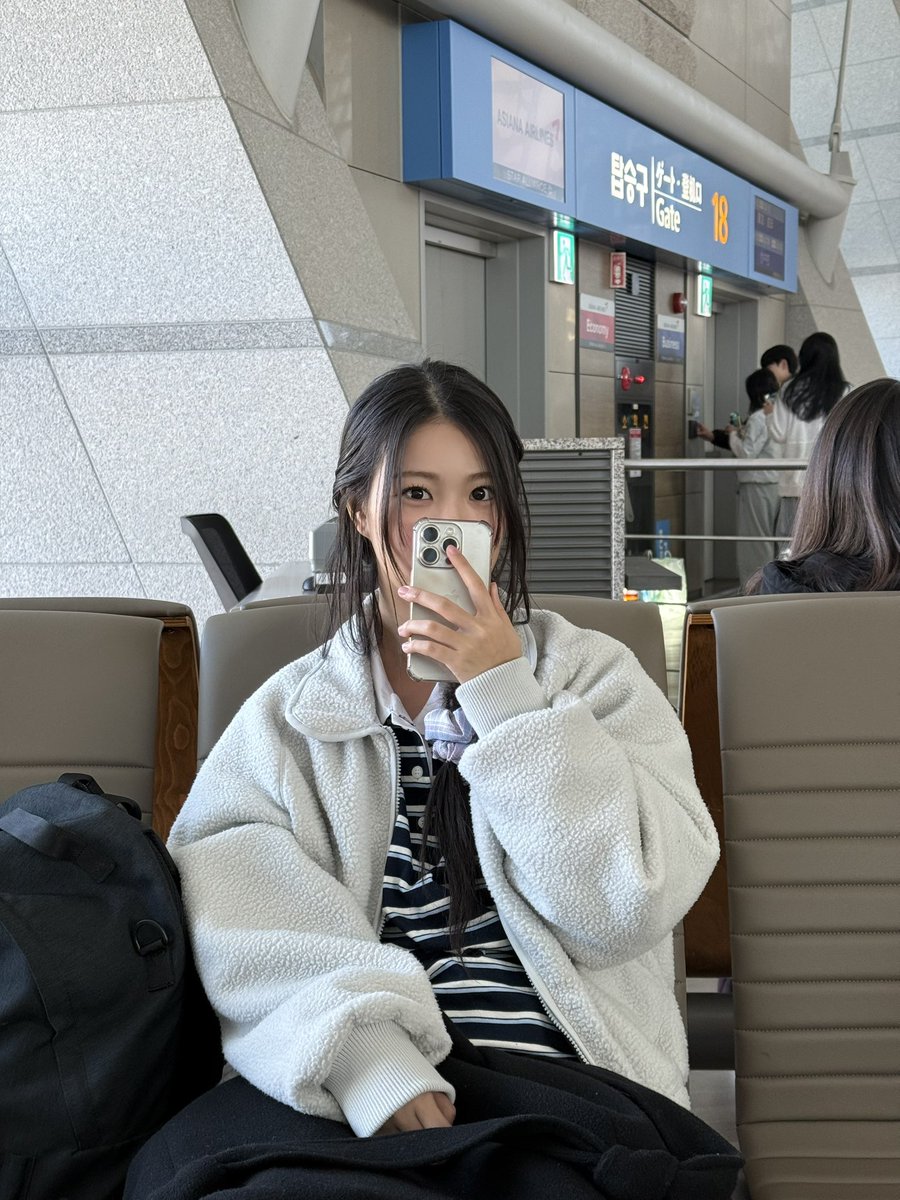 aran_updates's tweet photo. shy puppy ૮ . . ྀིა⁩

#아란 #aran #ablume https://t.co/ib8qXqYarL