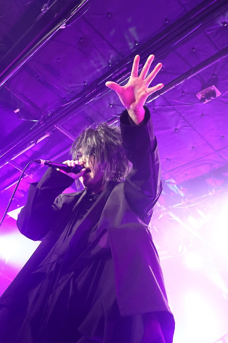 HEROINE_official tweet media