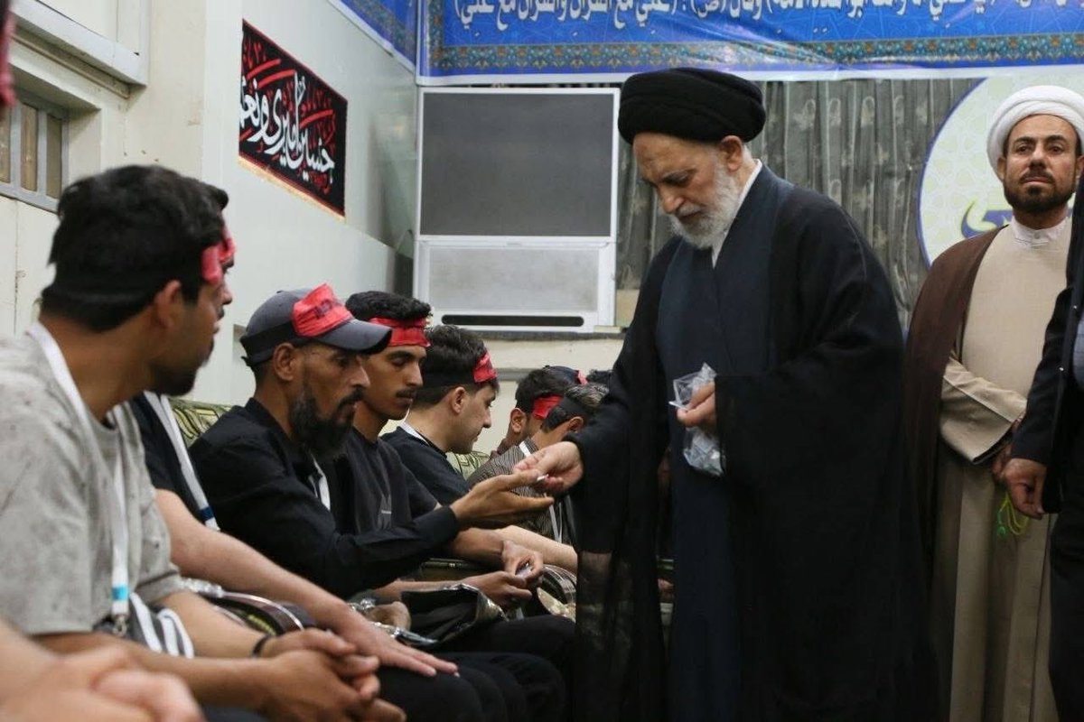 AdamNN's tweet image. The Radical Shia cleric in Najaf #IRAQ (SaderAldein AlQubanchi) starts recruitment of radical Shia jihadists from AlZat tribes)from Pakistan , Bangladesh , India and starts the radicalization process through religious education to prepare them to be a future terrorists.