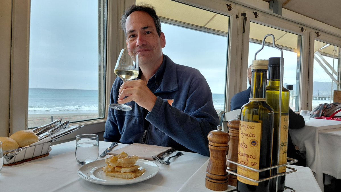 Destination Eat Drink tweet media