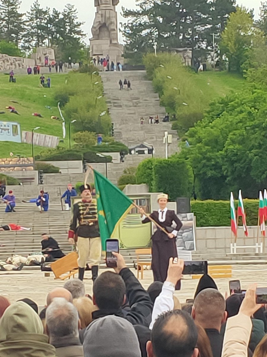 Move2Bulgaria's tweet image. Memorable day in #Panagyurishte today, 150 years anniversary of the April uprising. #Bulgaria remembers the sacrifices of the likes of #Benkovski, Volov and many more. Respect 🇧🇬