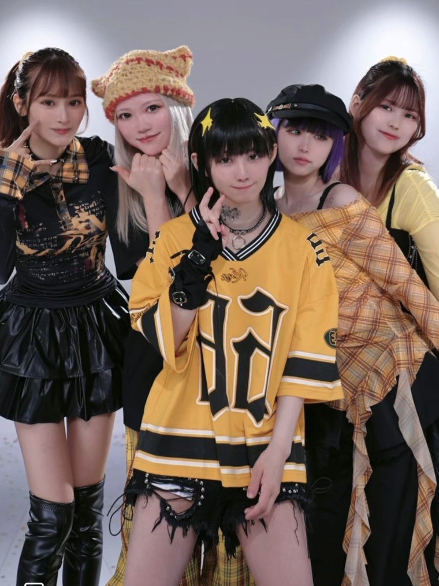 Post by ﾐﾝｼﾞ on X: 🥰