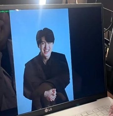 옹앵으🐎 tweet media