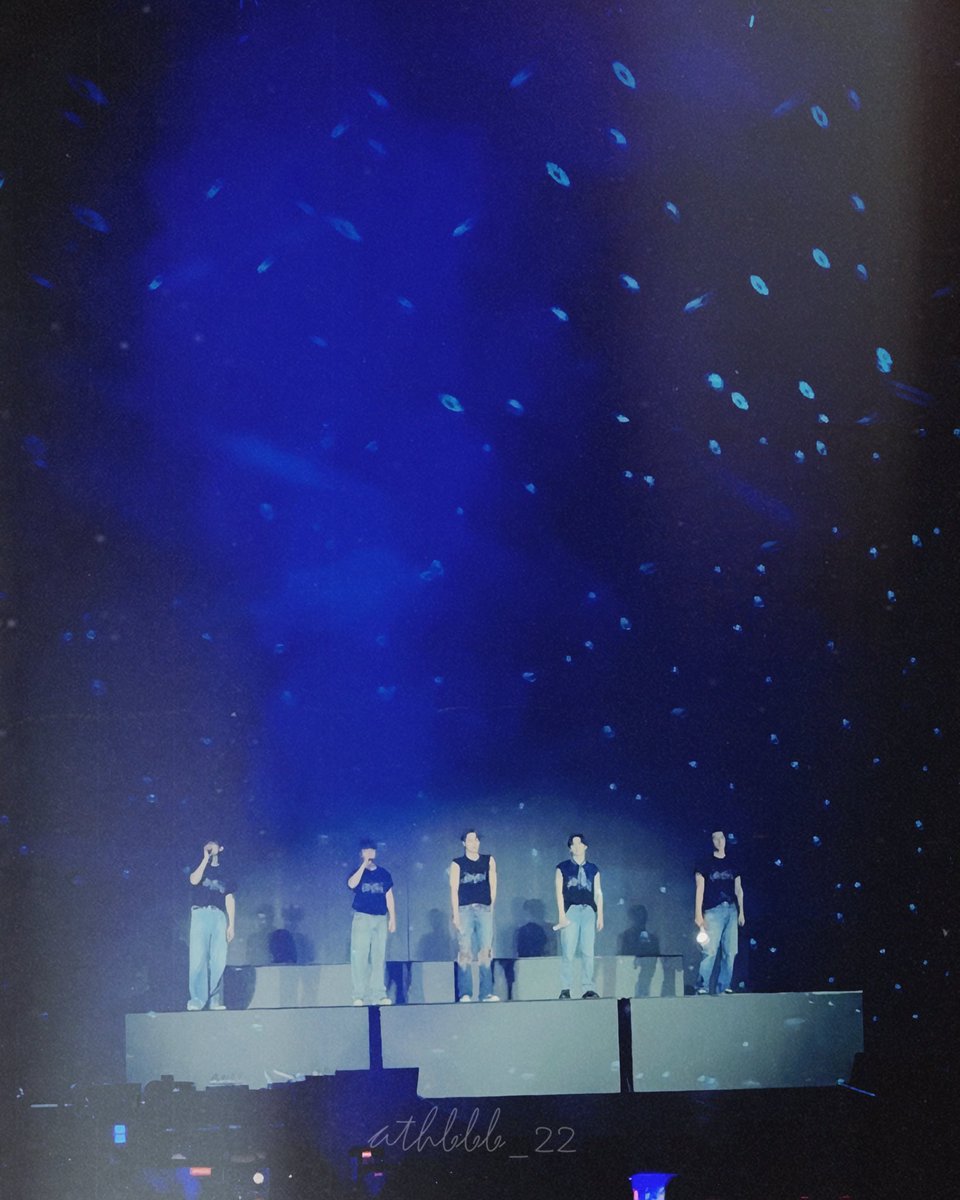 athbbb_22's tweet image. Like a dream~ 🌟💫

#EXO #weareone 
#EXhOrizon_in_HCMC 
@weareoneEXO