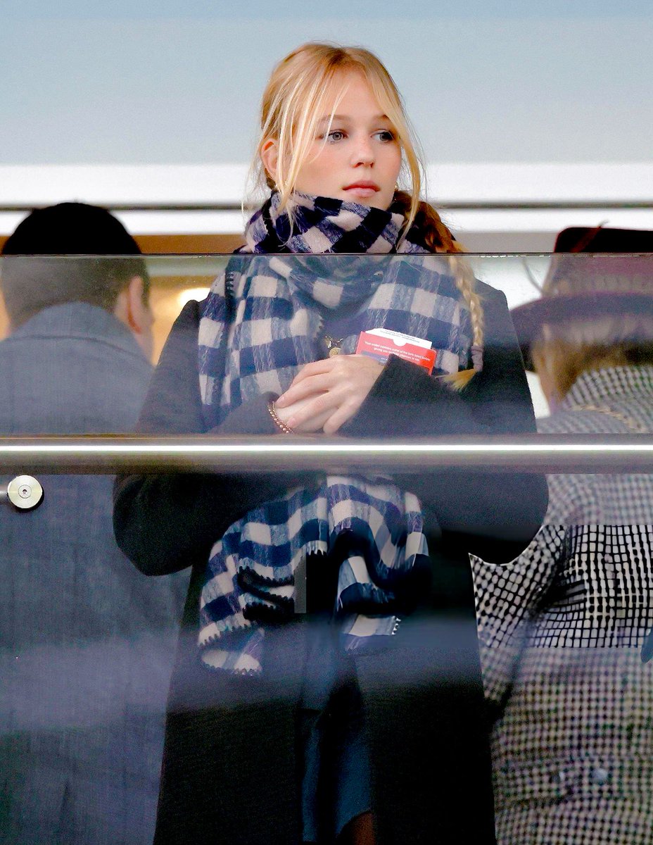 royalchildren_'s tweet photo. Isla Phillips attends the New Year's Day Racing Meet, at Cheltenham Racecourse in Cheltenham, England 🏇 -January 1st 2026.
.
📷 : Max Mumby/@GettyImages
.
#IslaPhillips https://t.co/lV1G6Pb1bB