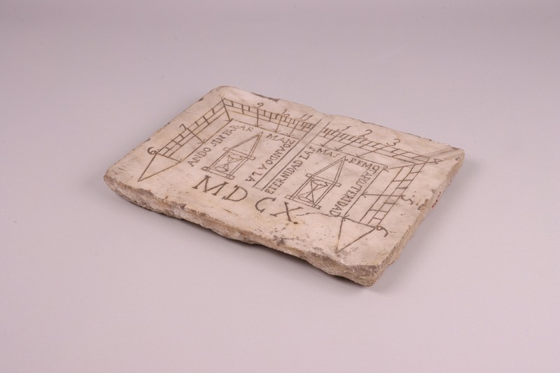 #lapeçadeletnològic

RELLOTGE DE SOL recol·lectat per Joan Amades.

Dissenyat per l'escultor i arquitecte Andrés de Castillejos (1610), segons estudis e la Societat Catalana de Gnomònica per errors de gravat mai s'instal·là a Tarifa, on estava destinat.

👉festafesta.cat/rellotge-de-so…
