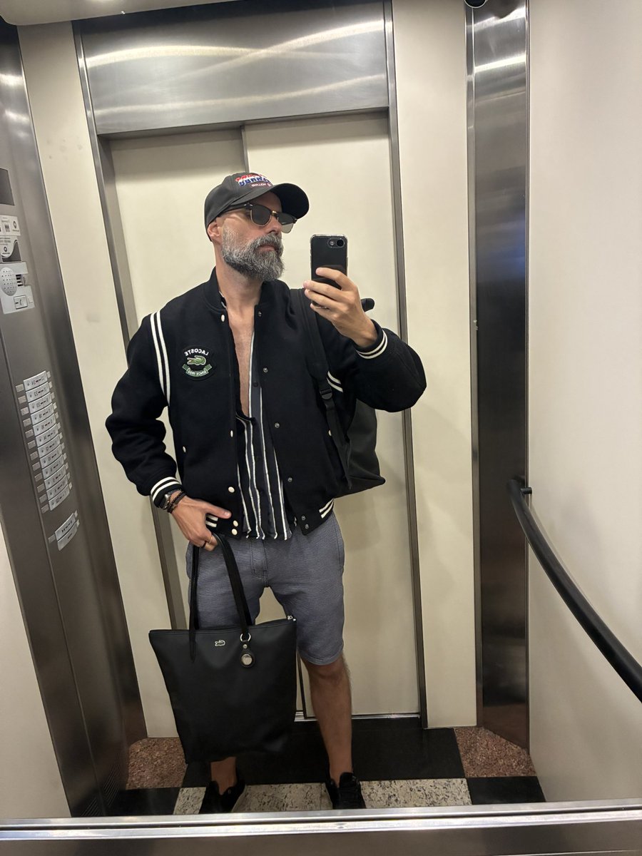 jacson_real's tweet photo. 👋 https://t.co/rVPzvWi5pG