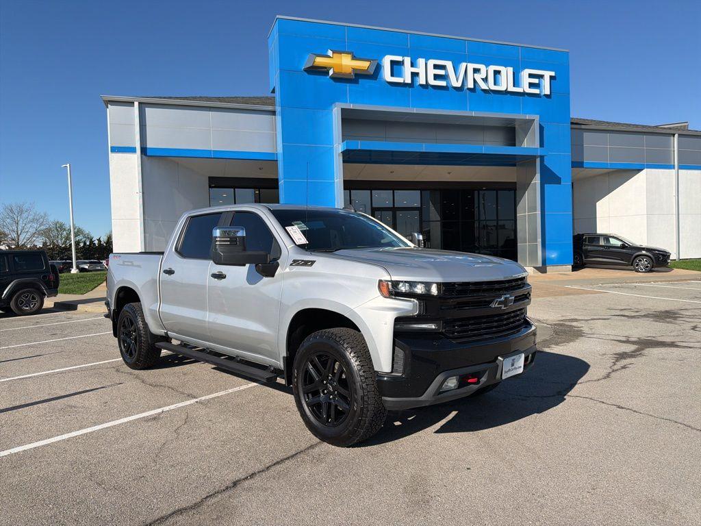 ChevyOlathe's tweet image. McCarthy is your one-stop shop for pre-owned vehicles!

Shop here: ow.ly/nUmb50YSxRQ

Looking for variety? We’ve got you covered with over 900 pre-owned vehicles across our dealerships!

#McCarthyAutoGroup #PreOwnedVehicles #UsedCars #CarShopping #OneStopShop #DriveMcCarthy