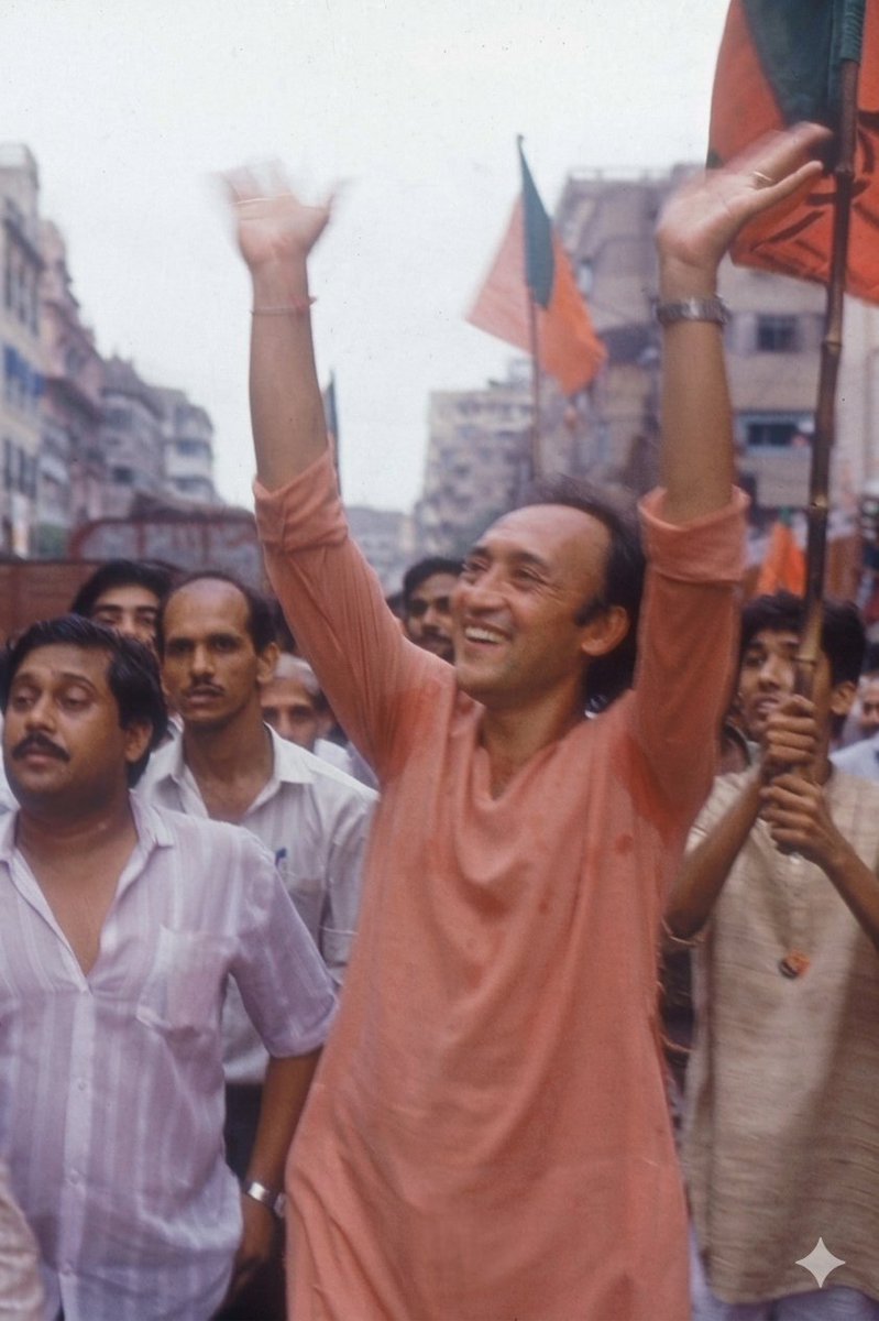 Santanu_100's tweet image. If @BJP4India wins in West Bengal, this man(Bengali Actor Victor Banerjee) should be honored 🏅 by being invited to the swearing-in ceremony. Because when BJP was a kind of "untouchable" political party in all of India 🇮🇳 &amp;amp; especially in West Bengal(Done by Leftists) in 90s

1/4