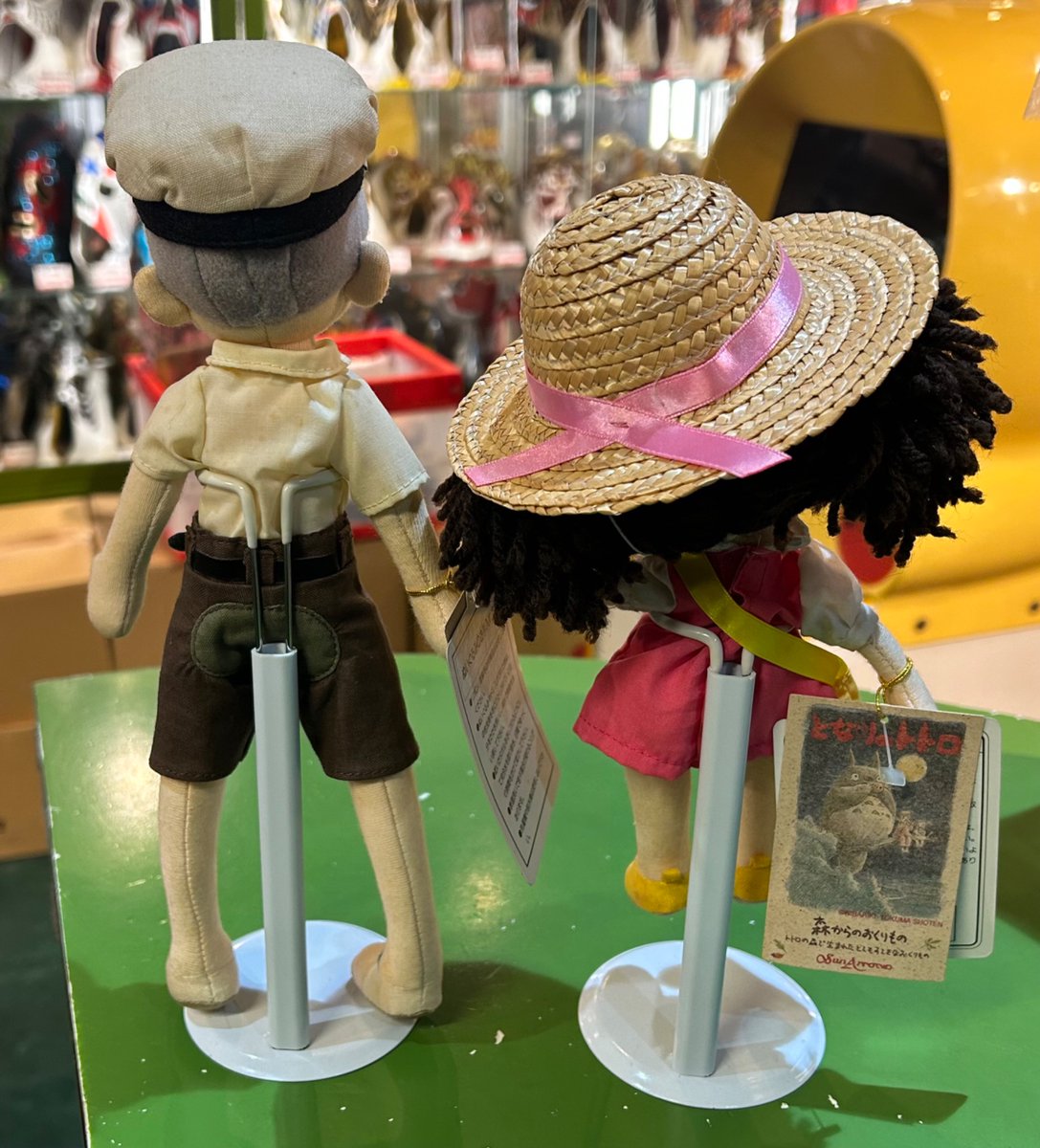 BWmoncho's tweet photo. サン･アロー となりのトトロ メイちゃん&amp;カンタ ぬいぐるみ人形もGWなんで出すよぉ☆洋服･小物別パーツの仕上がりが素晴らしいね★カンタの立体化も嬉しくて傘貸したくなるなり☆どんぐり空間にマストなアイテムだぁ★☆ https://t.co/YCoThetBYC