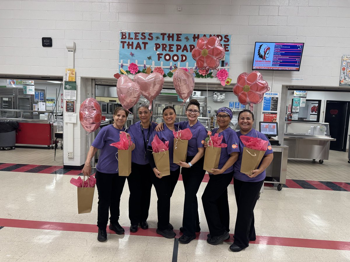 SSanchez_MS's tweet image. Today we celebrate the incredible people who keep @SSanchez_MS running with care, dedication, and heart. From early mornings to busy lunch hours, you make sure everyone is nourished and welcomed with a smile. #SchoolLunchHeroDay 
#Warriors❤️🖤 #ALLIN #TeamSISD