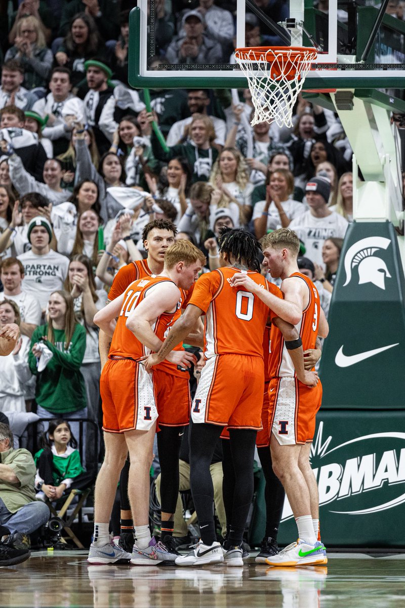 The Champaign Room tweet media