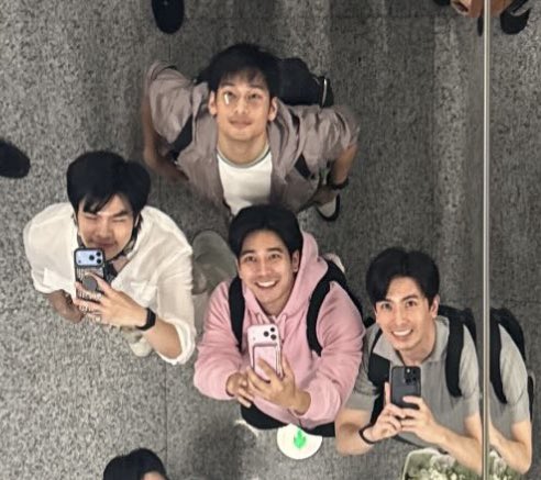 สองฮะ tweet media