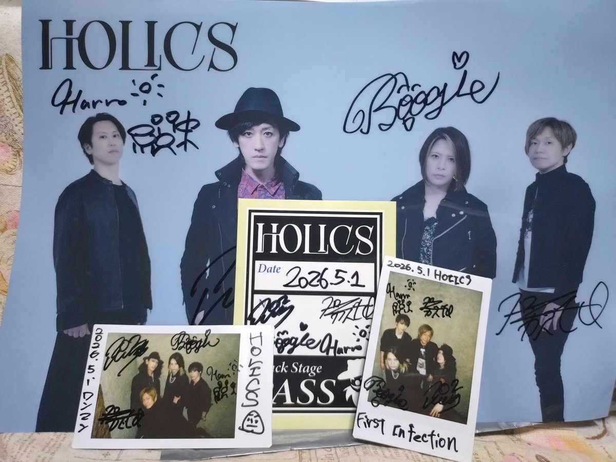 aikayasou's tweet photo. 今日はHOLICSワンマンin吉祥寺でした🎸✨
待望のワンマン！前半はエレキで後半はハルくんがピアノでアコースティックで色々な曲が聴けました👏
古い曲も新曲も聴けて良かった🩷
最後はダブルアンコでスターダストやりました🥹
最高の曲たちをたっぷり楽しめたワンマンでした🥰 https://t.co/al6FwVnsbg