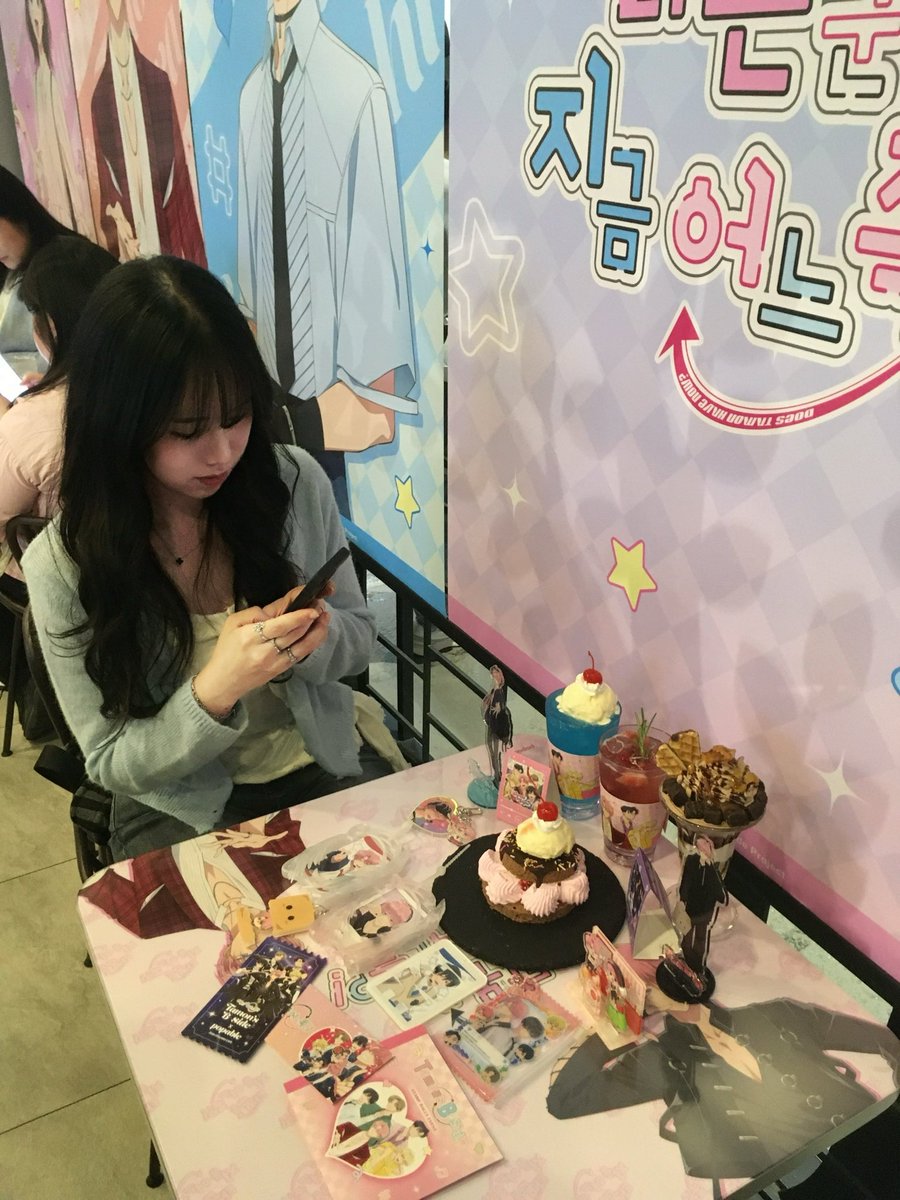 히댕 tweet media