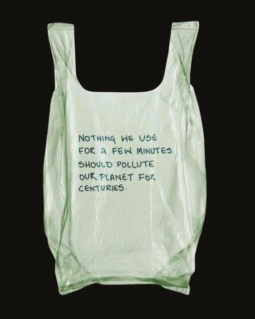 consumer_penang's tweet image. END PLASTIC USE

One minute with a #plastic bag leads to centuries of #pollution.

Nothing we use for a few minutes should #pollute our #planet for centuries.

Let's end the age of plastic NOW.

#environment #toxic 

Source: Greenpeace International