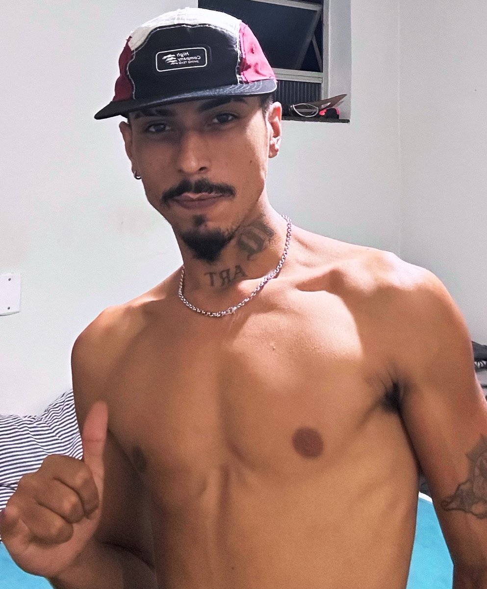 VICzin🔞 tweet media