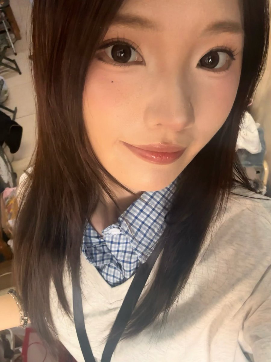 xiaoji050714's tweet image. 最后两张😇 #妹1 #iiii