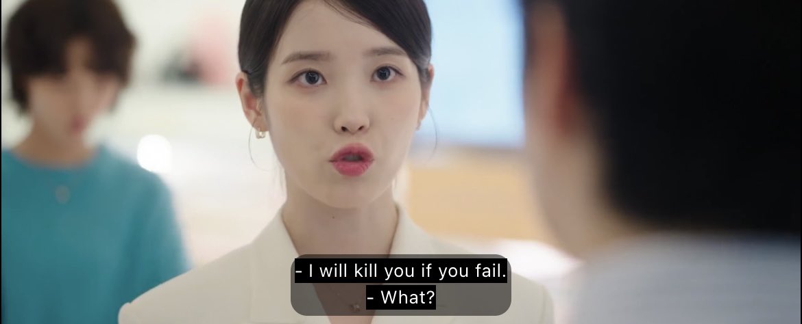 namjhyuns's tweet image. Huiju is really handing over her shares and life’s work to her brother. I know she’s operating under the idea that she will return to her company but I am pretty sure deep down she knows she is choosing a path where there’s no coming back.

#PerfectCrown #kdrama
#IU #ByeonWooSeok