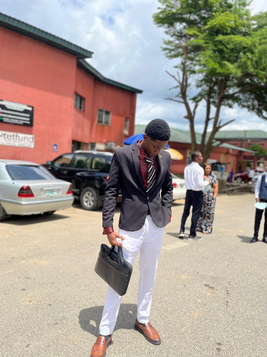 That_guy_Dhave🗿 tweet media