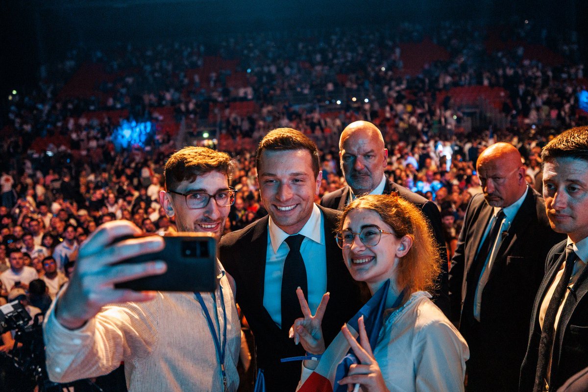 Jordan Bardella tweet media