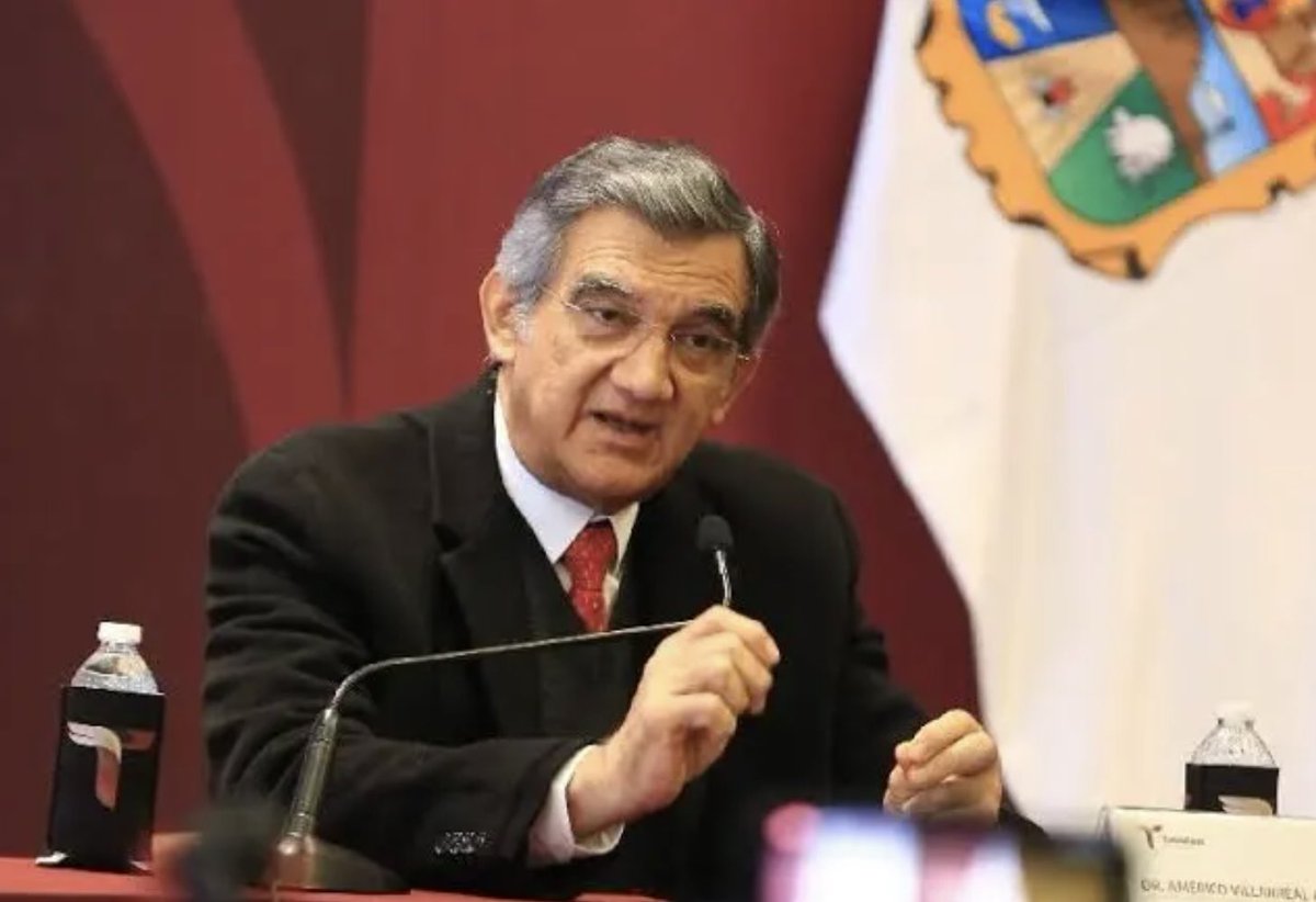 AlexItesm's tweet image. POR CIERTO que quien debe estar sudando la gota gorda y no sólo por la ola de calor, sino por los nervios, es el tamaulipeco Américo Villarreal.

EL HOY GOBERNADOR fue el delegado de Morena en Sinaloa, precisamente, para coordinar la elección de Rocha Moya, en la que "Los