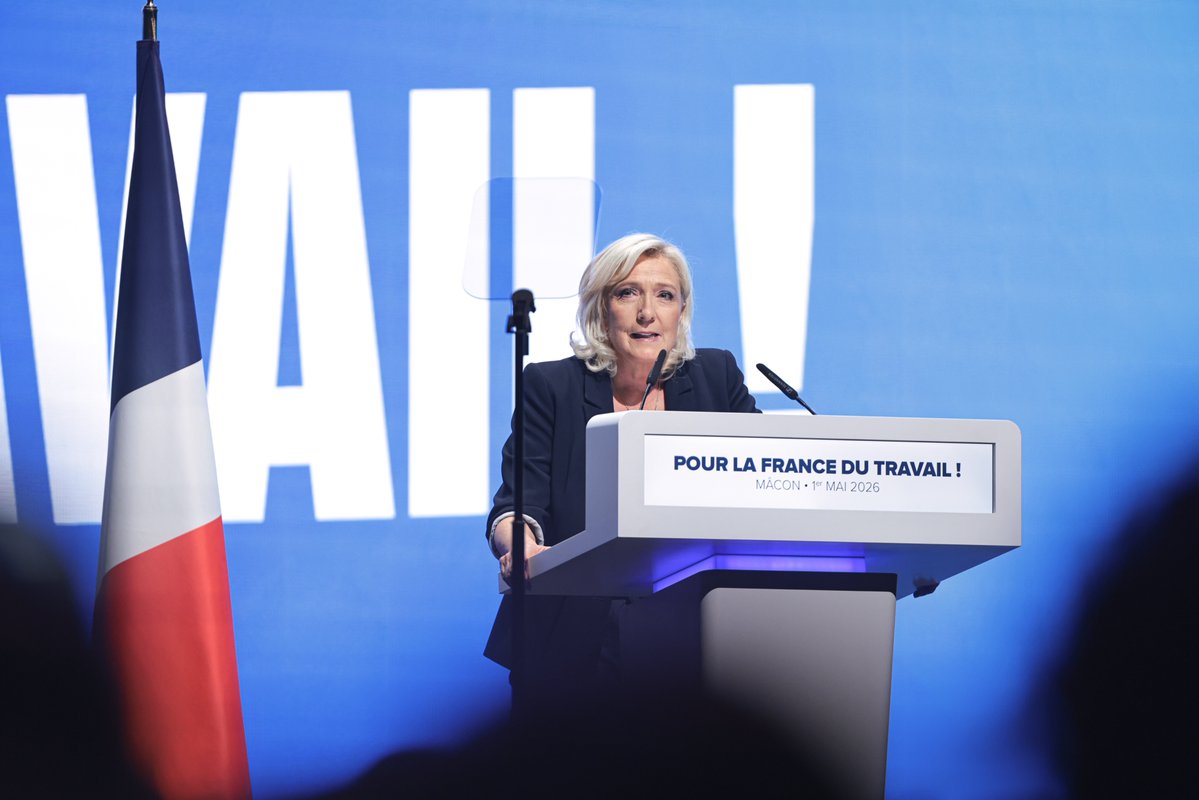 Marine Le Pen tweet media