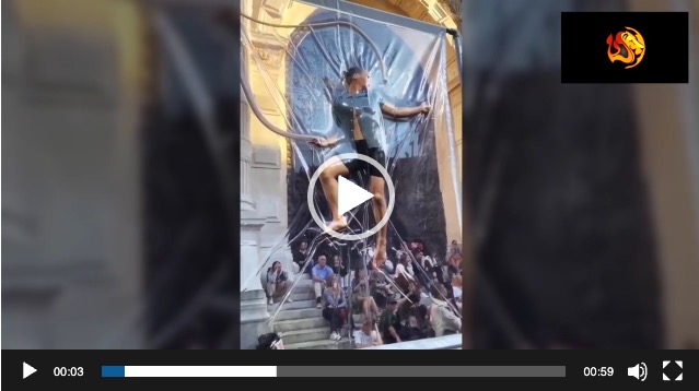 worthysatire99's tweet image. Art Exhibit Shocks Visitors: 'Life in a Vacuum – Literally'
#LOL #Satire #Videos
Visitors at the trendy new art installation “Suffocation: A Modern Statement” were left gasping for breath — and not just from the sheer artistic brilliance. The exhibit, which features participan...