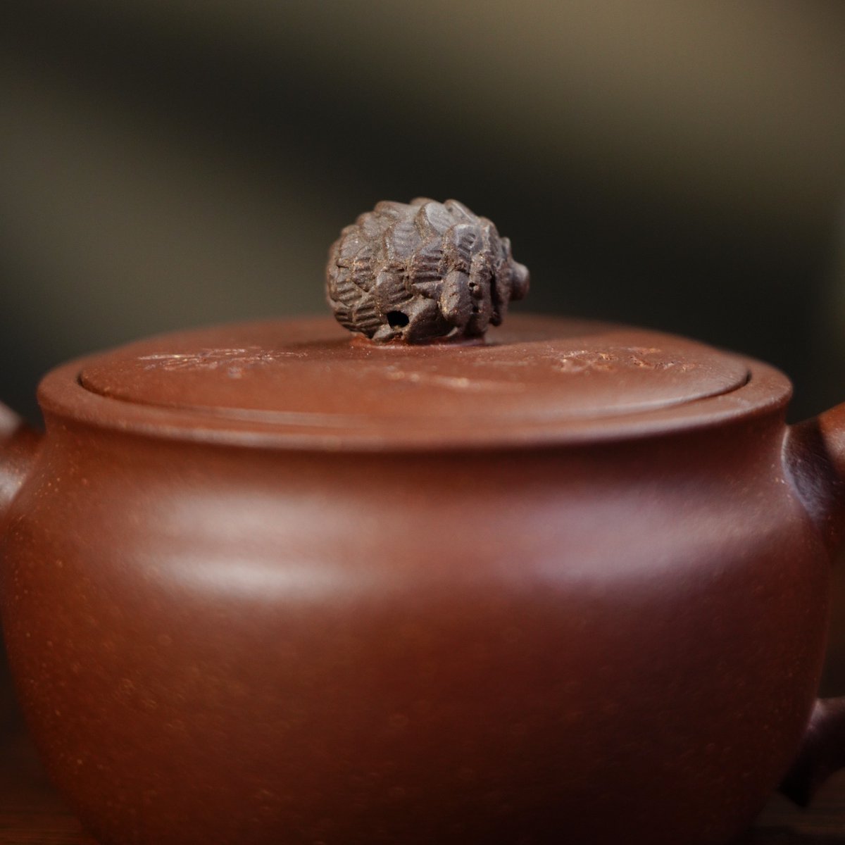 zycschina's tweet image. 【Product name】 Pine cones
【Clay】 Downhill mud 
【Capacity】 170cc
【Production】 Zhou Yun (National Senior Arts and Crafts Artist)

#handmade #zycs_China