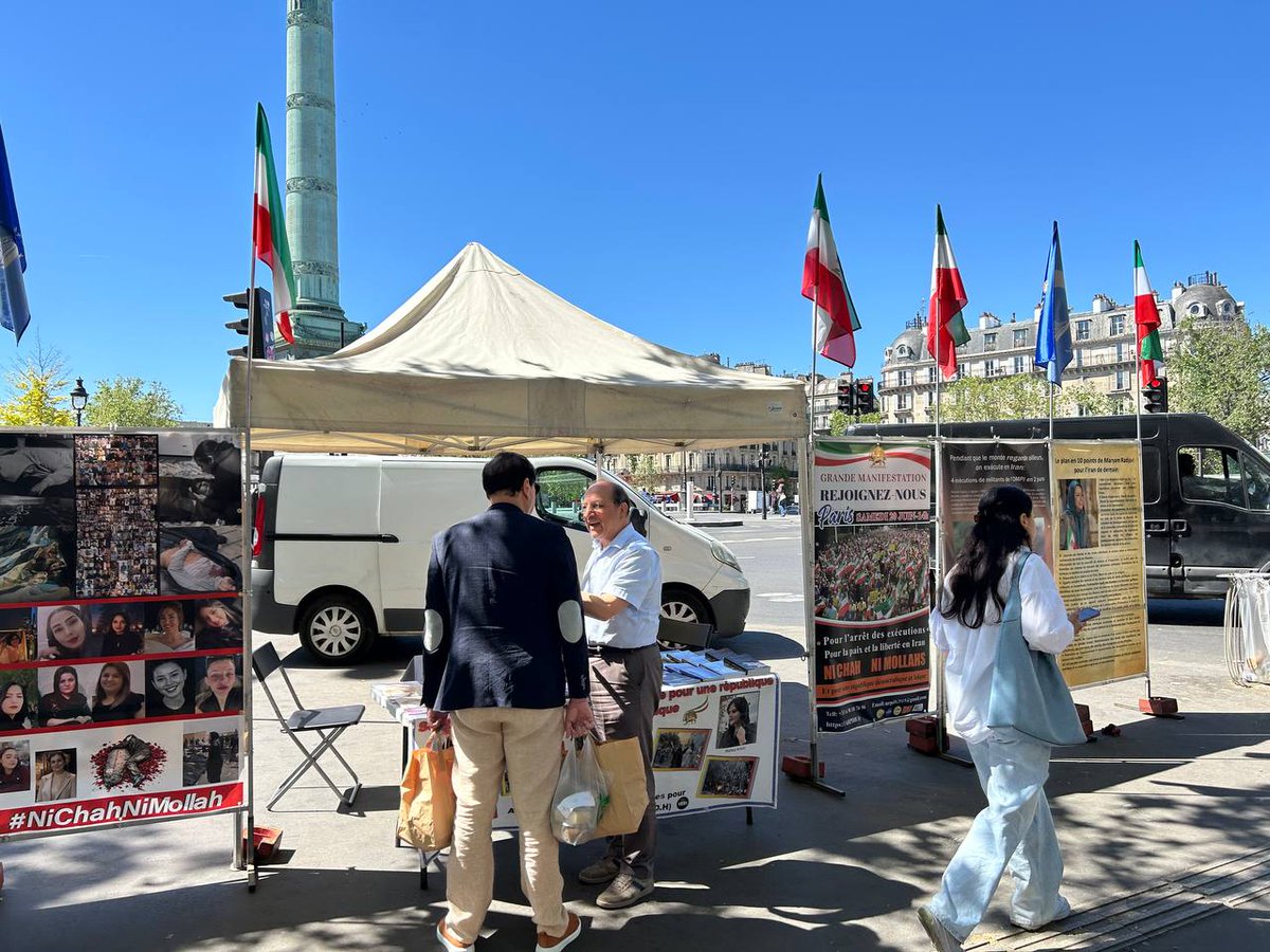 4FreedominIran's tweet image. 5-#Paris, April30: MEK supporters host a photo exhibition and book stall to condemn the regime’s executions and demand a democratic republic led by the Iranian Resistance.
#StopExecutionsInIran #NCRIAlternative