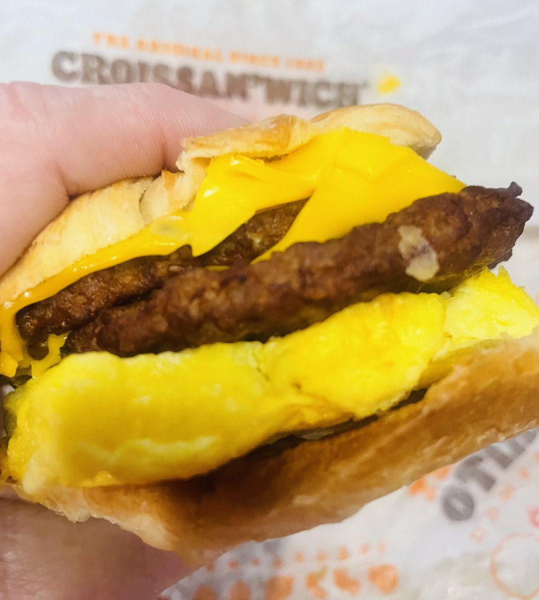 StephanieMBond's tweet image. What’s for breakfast??
Hubby’s treat  Double Sausage, Egg &amp;amp; Cheese Croissan'wich from Burger King. Yum Yum

#whatsforbreakfast #breakfasttime #croissant #yumyum #burgerking