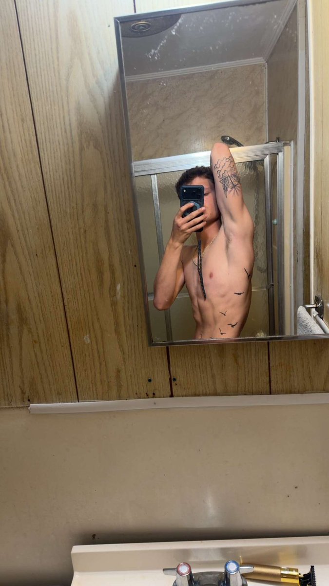 Daddy-leviwild tweet media