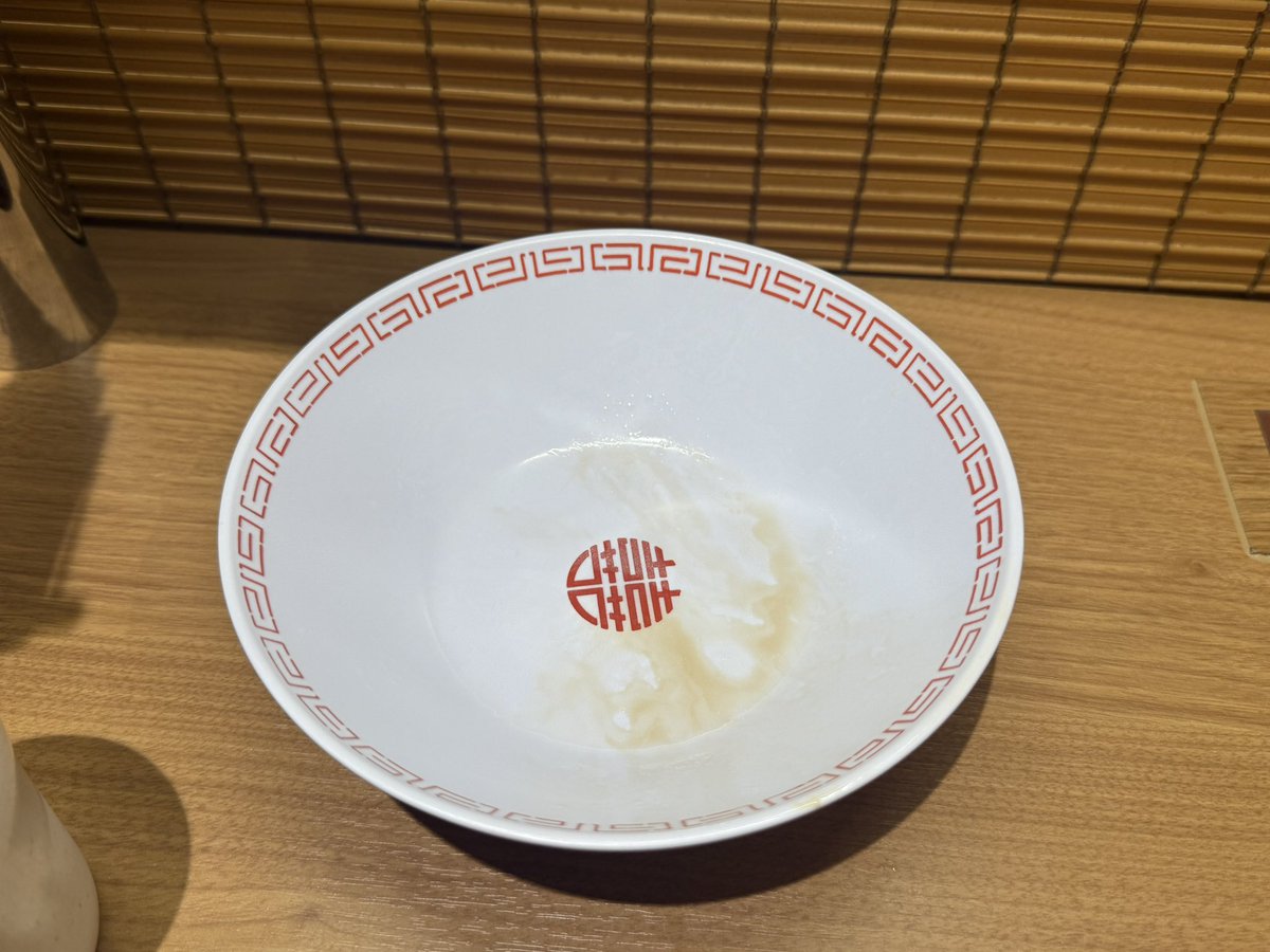 Tn2Ju's tweet photo. 来ました🍜替玉までしてしまいました https://t.co/ah9rxPDfJK