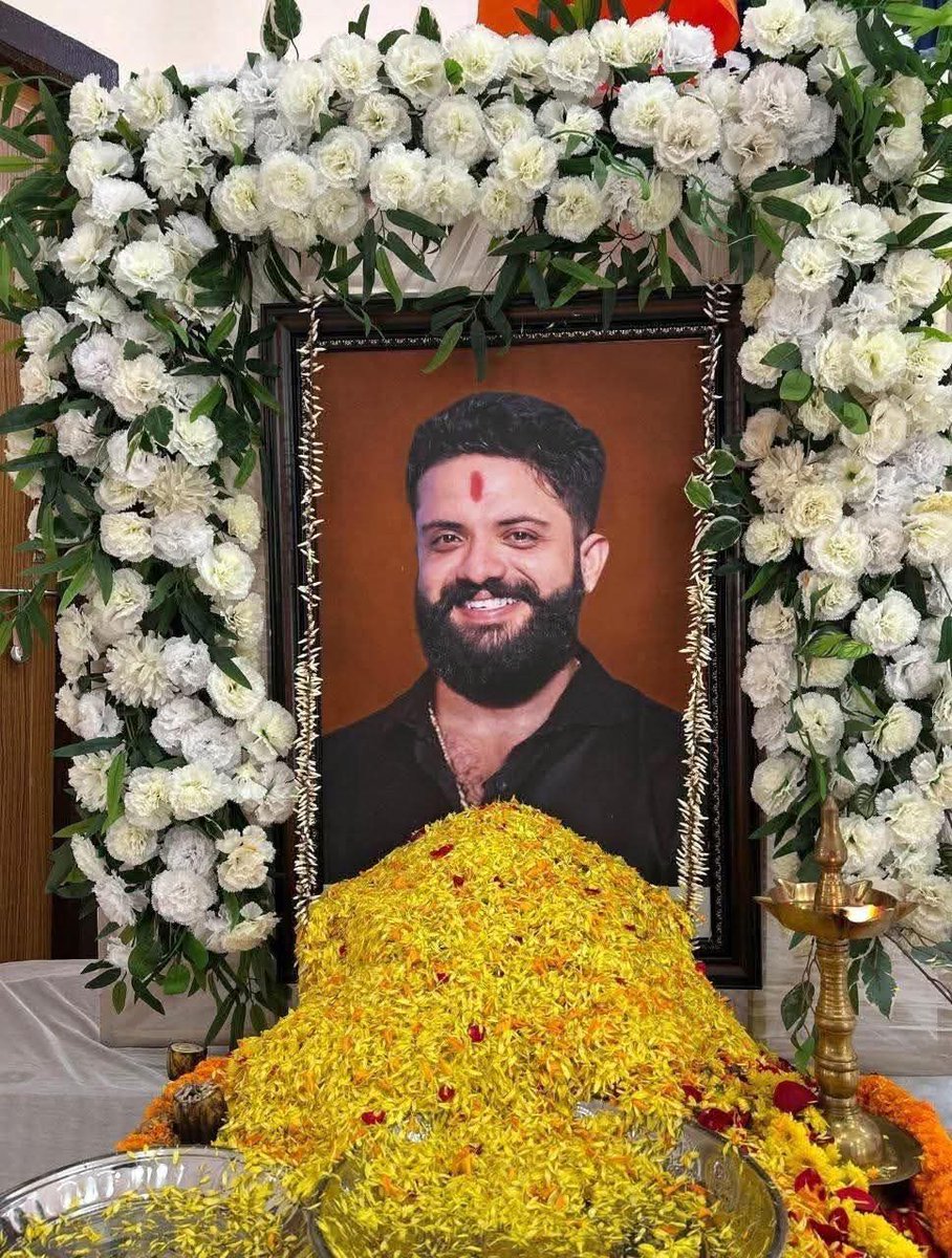 The memory of a worker engaged in service to dharma remains eternal.

It has been one year today since Suhas Shetty left us. Since morning, I’ve been seeing Suhas’s photos all over social media
I spoke to his family over a call, and learned that his mother, who was suffering from