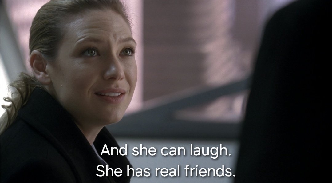 michlastone's tweet image. NÃO OLIVIA VAMOS PARANDO COM ISSO 😭 #Fringe